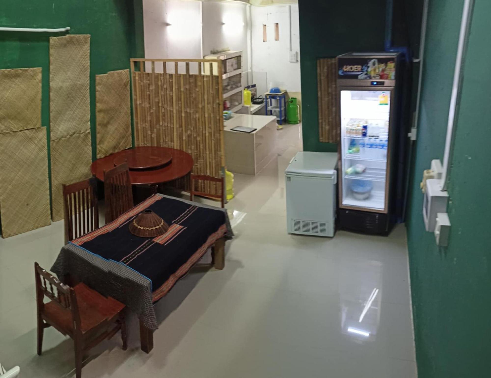 Hostel Neva Paris Pakse Eksteriør bilde